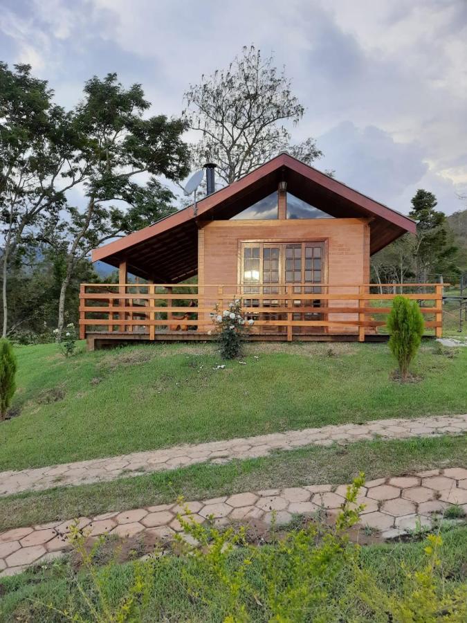 Encanto Das Rosas Santo Antônio do Pinhal Extérieur photo